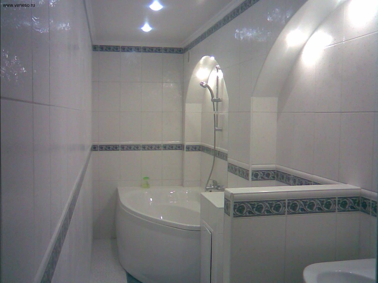 Дизайн узкой ванной с туалетом