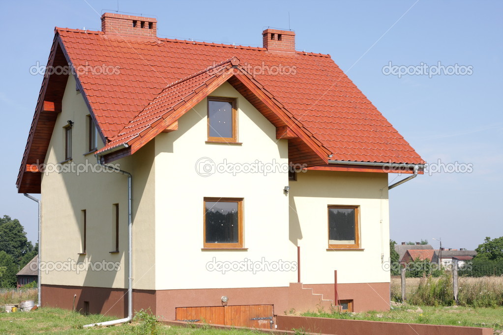 Фото на крыше дома ноги на краю
