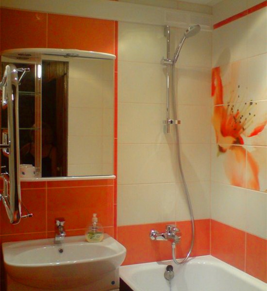 Дизайн ванной комнаты в хрущевке в светлых тонах