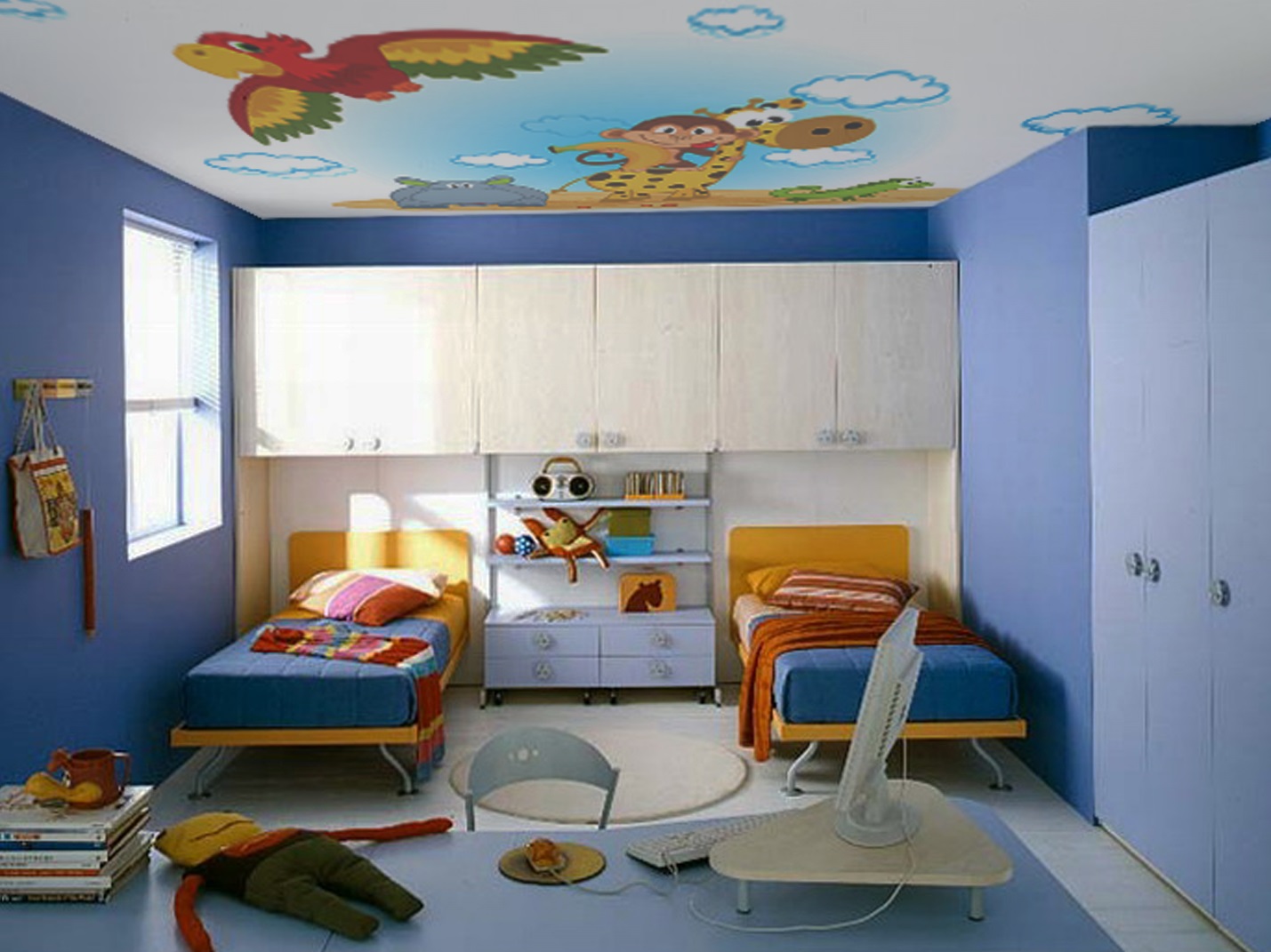 Натяжной потолок в детской для двоих детей