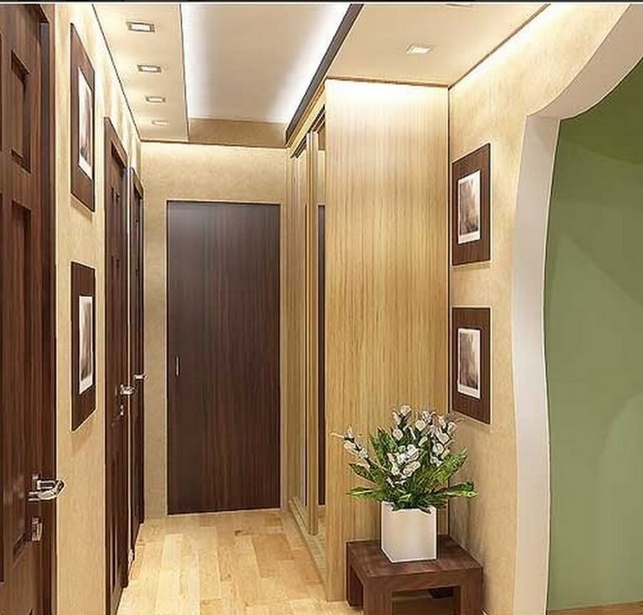 Дизайн узкого коридора в классическом стиле