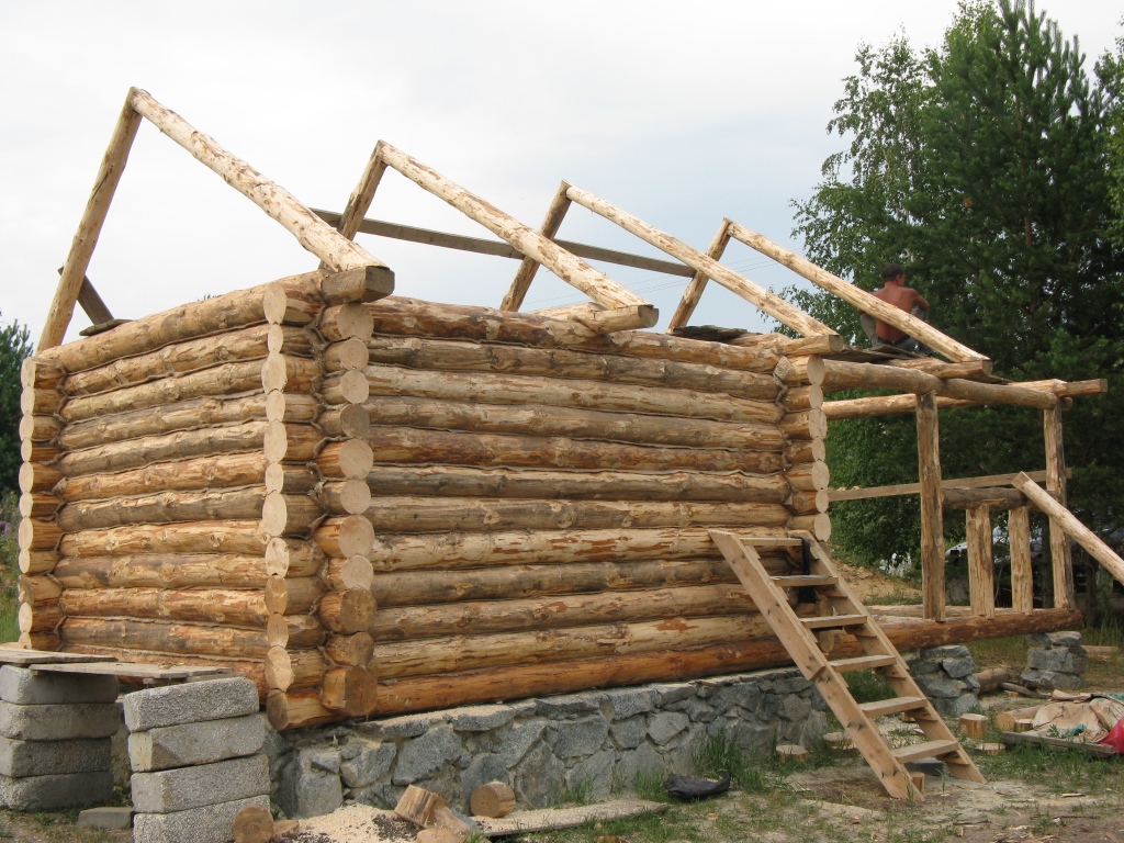как построить баню из бревна